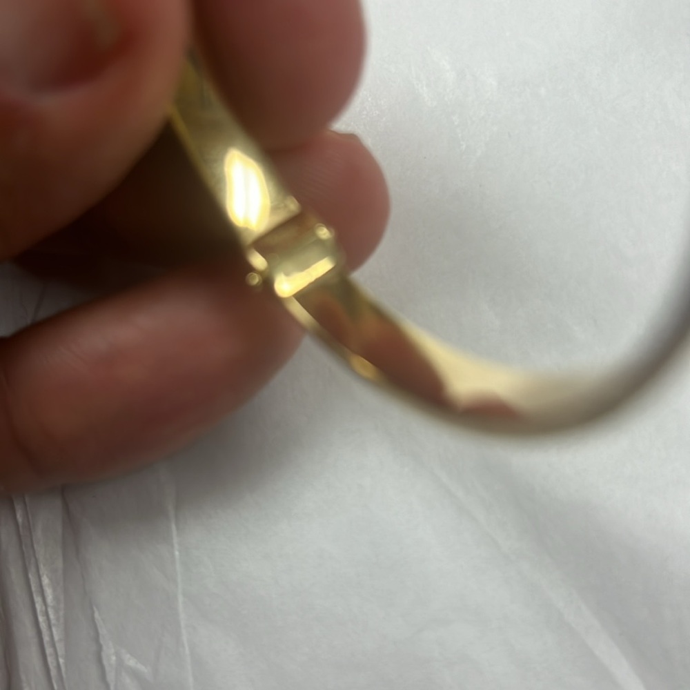 Bangle Bracelet 18K Yellow Gold - Picture 3 of 3